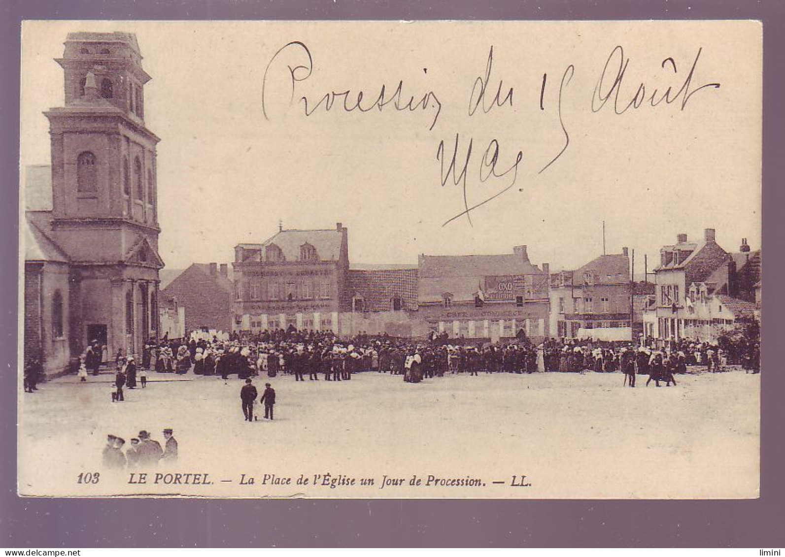 62 - LE PORTEL - PLACE DE L'ÉGLISE UN JOUR DE PROCESSION - ANIMÉE -  - Le Portel