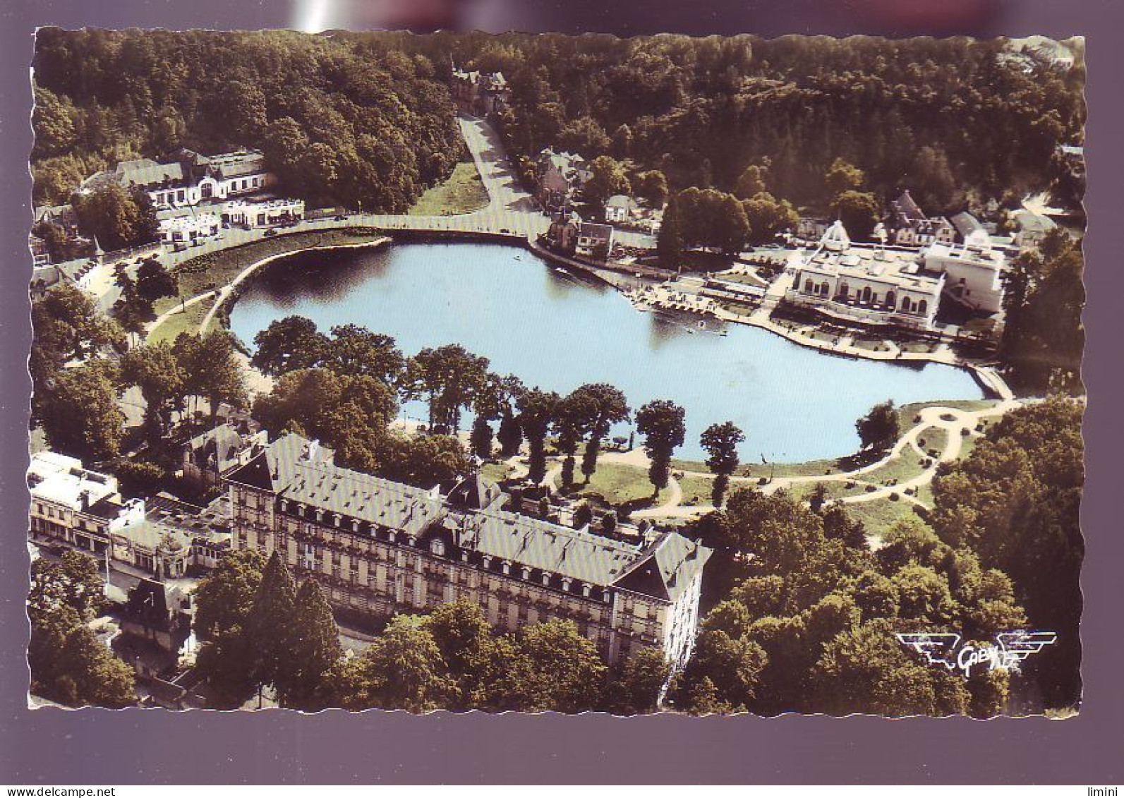 61 - BAGNOLES-de-L'ORNE - VUE D'ENSEMBLE DU LAC -  - Bagnoles De L'Orne