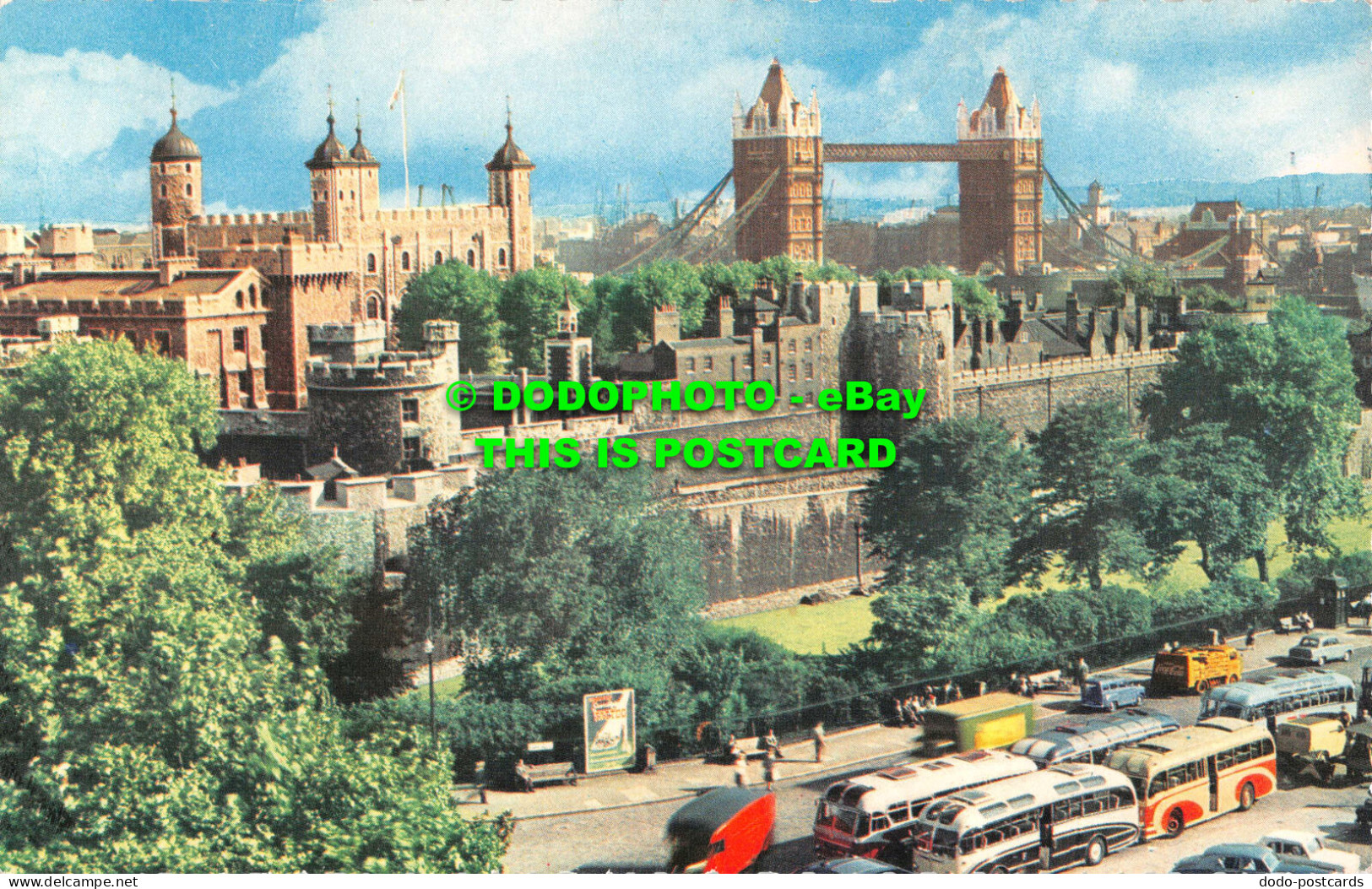 R547646 London. Tower And Tower Bridge. A. V. Fry - Autres & Non Classés