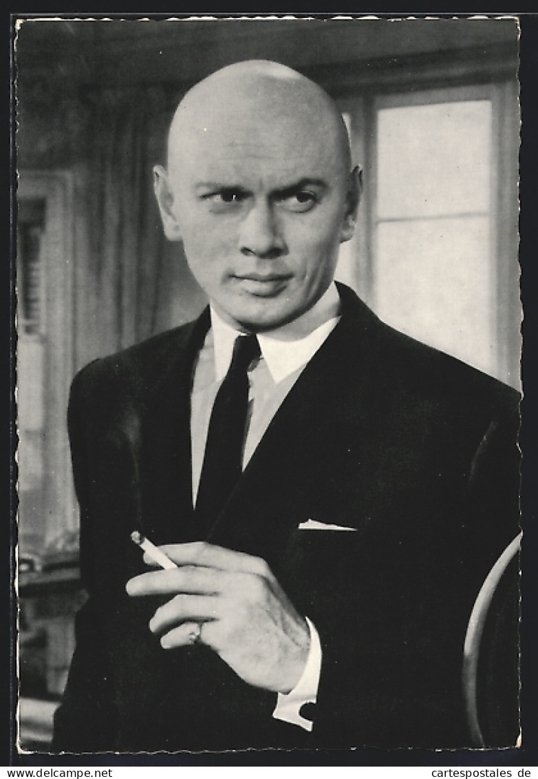 AK Schauspieler Yul Brynner Im Anzug Im Film Anastasia  - Actors