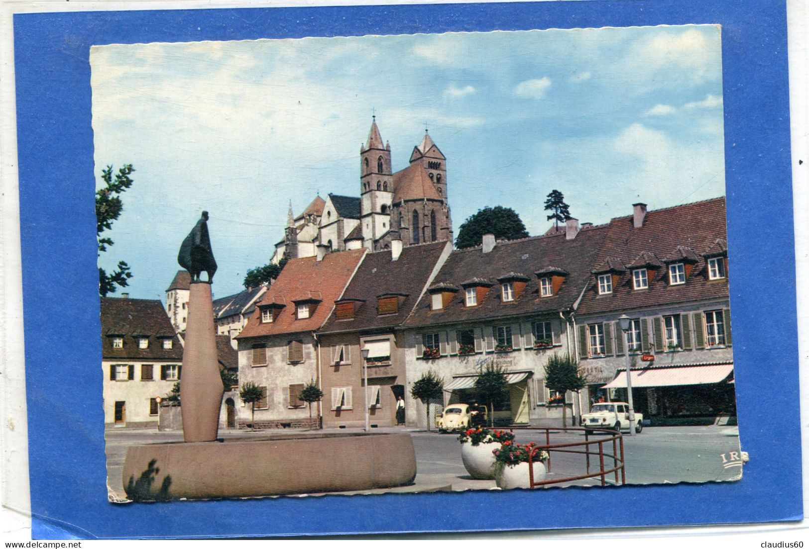 Allemagne - VIEUX - BREISACH - ALT - BREISACH  .La  Place  .( Coupée  Côté Droit ) - Breisach