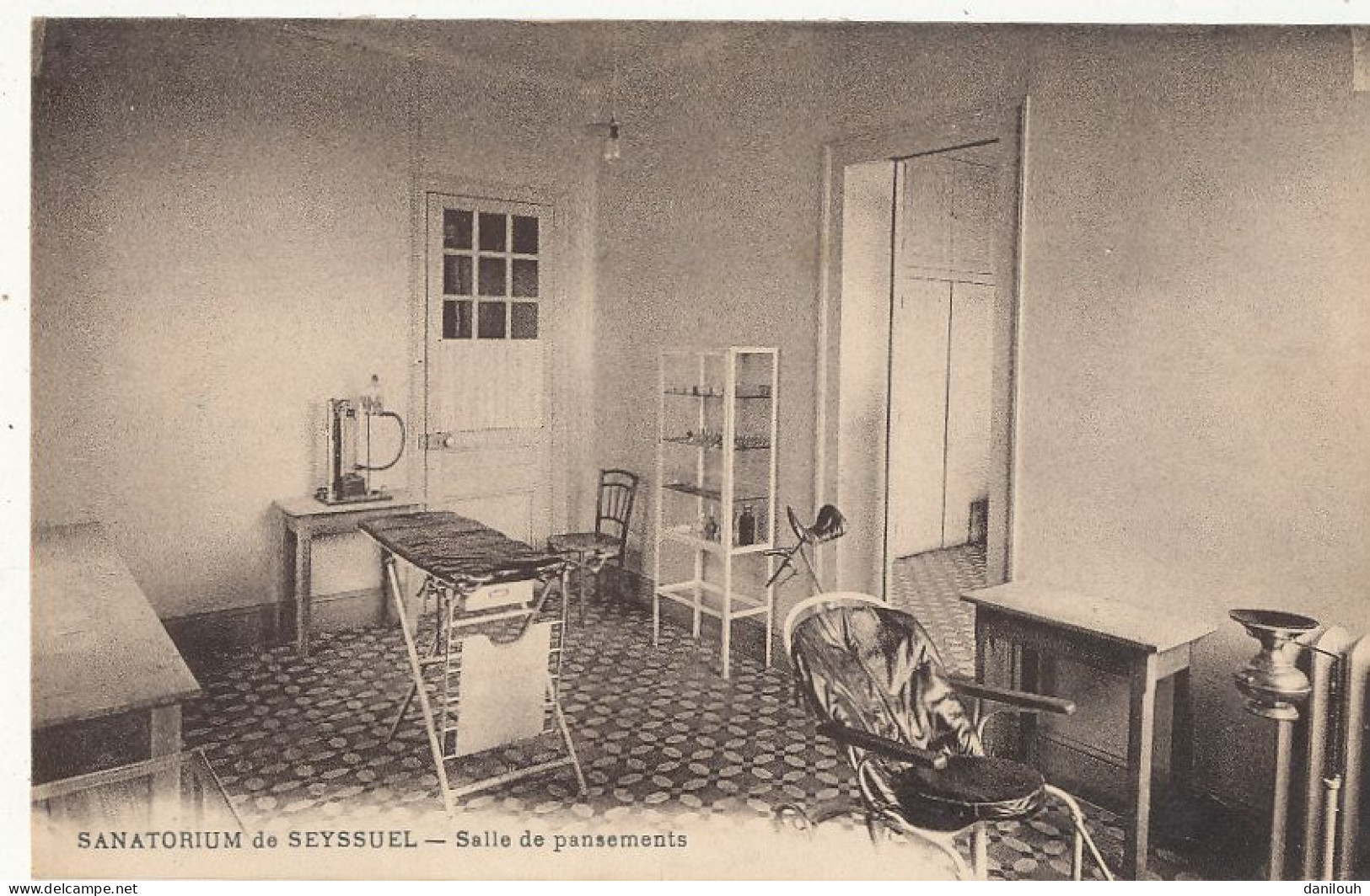 38 // Sanatorium De SEYSSUEL   Salle De Pansements / SANTE / MEDECINE - Autres & Non Classés