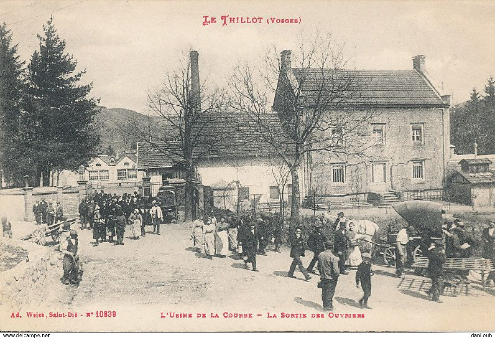 88 // Le Thillot   USINE DE LA Courbe   Sortie Des Ouvriers   Edit Ad Weick 10839 - Le Thillot