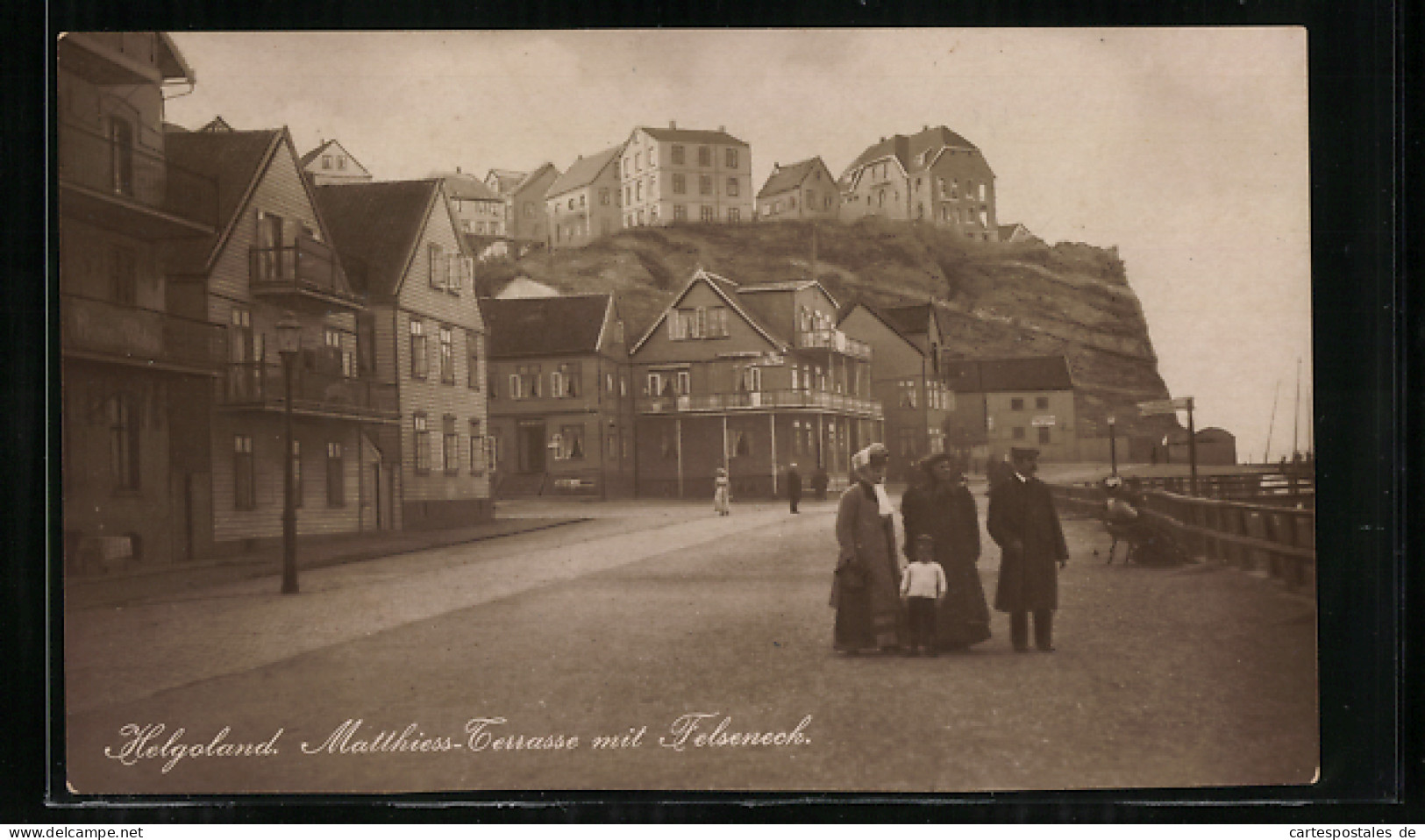 AK Helgoland, Matthiess-Terrasse Mit Felseneck  - Helgoland