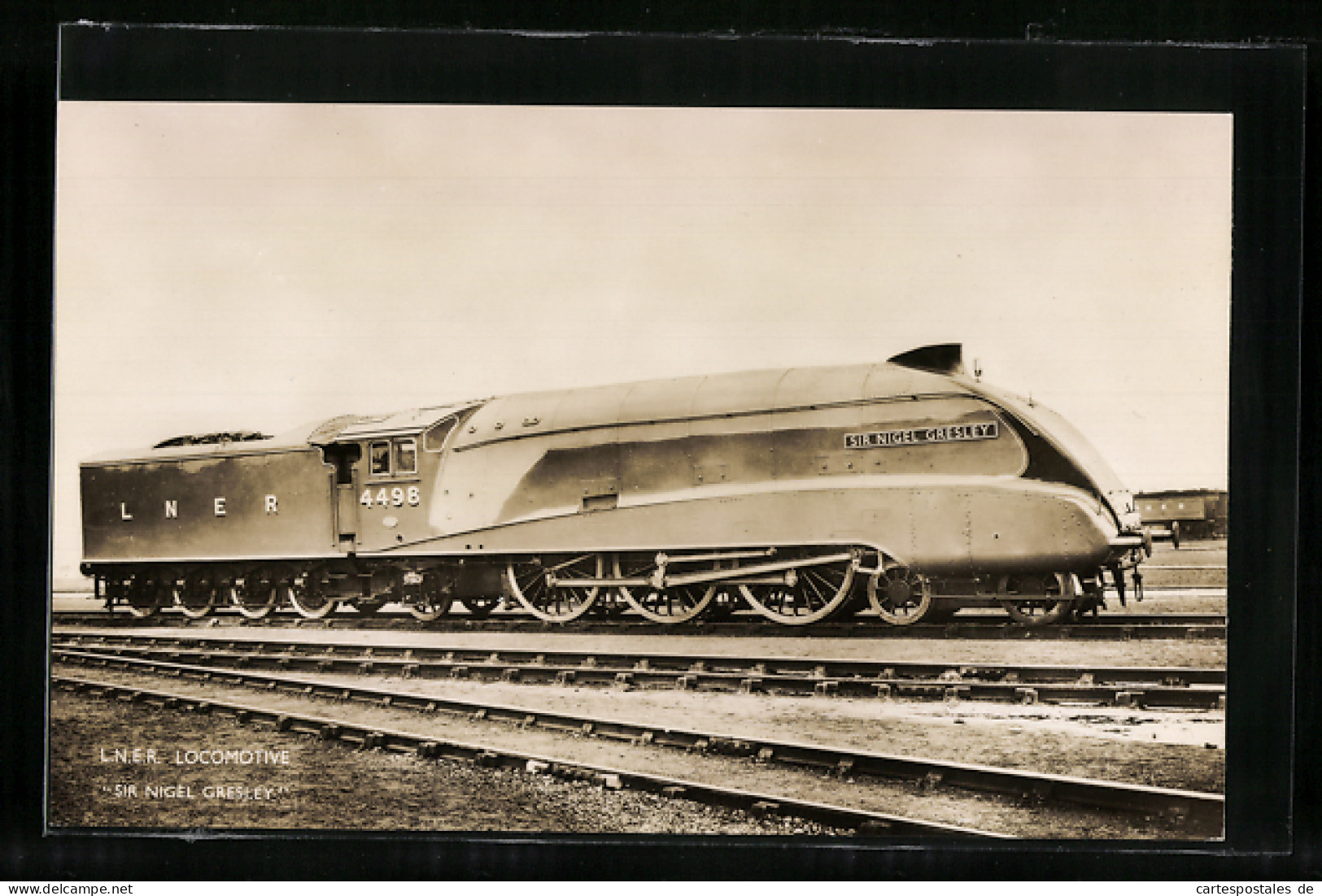 Pc L.N.E.R. Locomotive Sir Nigel Gresley 4498, Britische Eisenbahn, Stromlinienlok  - Eisenbahnen