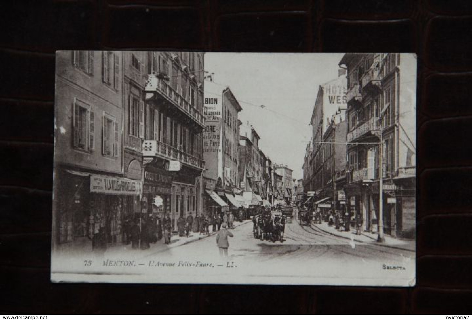 06 - MENTON : L'Avenue Félix FAURE - Menton