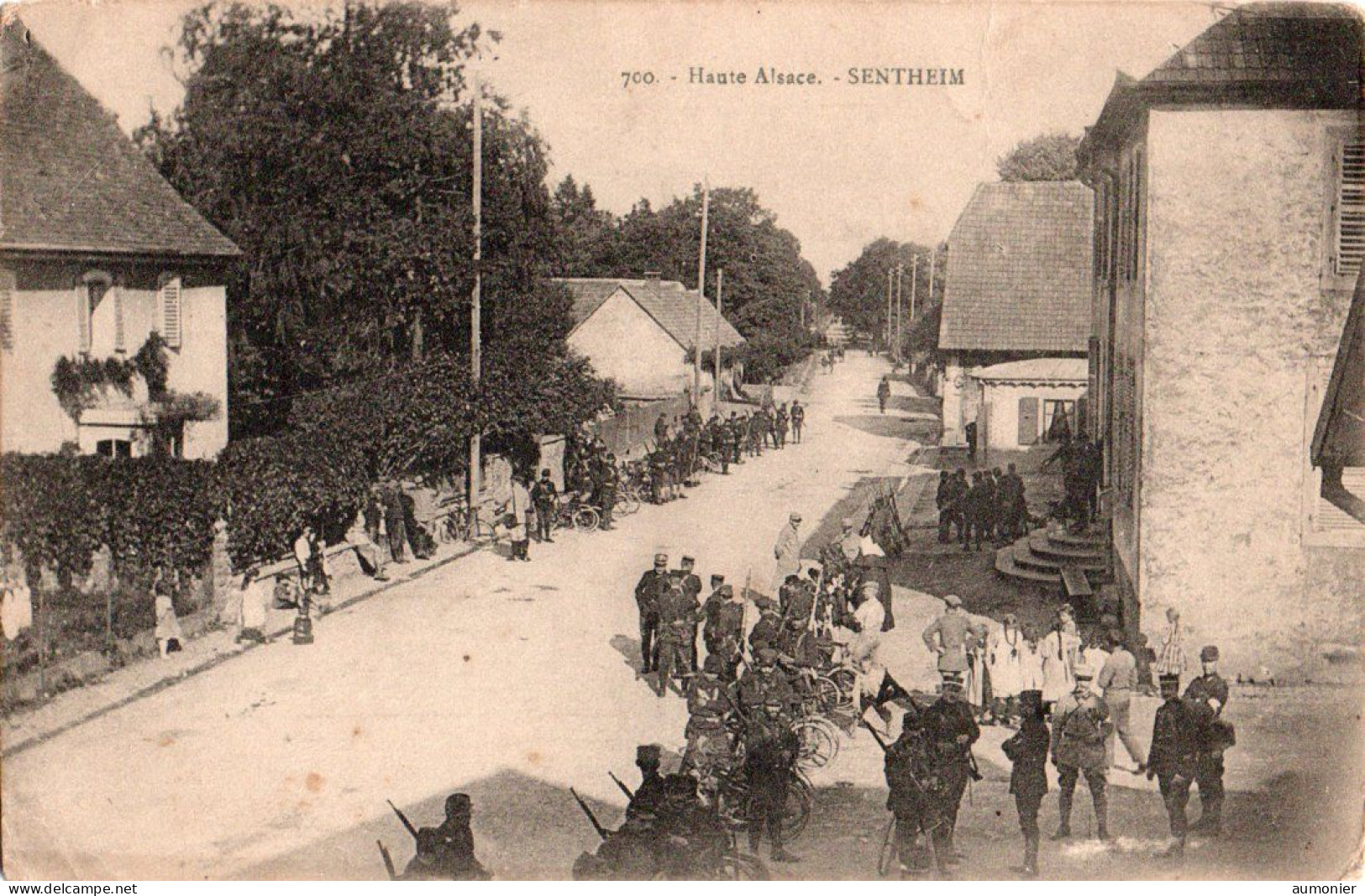 SENTHEIM ( 68 ) - Vue Du Rue Du Village - Militaires - Sonstige & Ohne Zuordnung