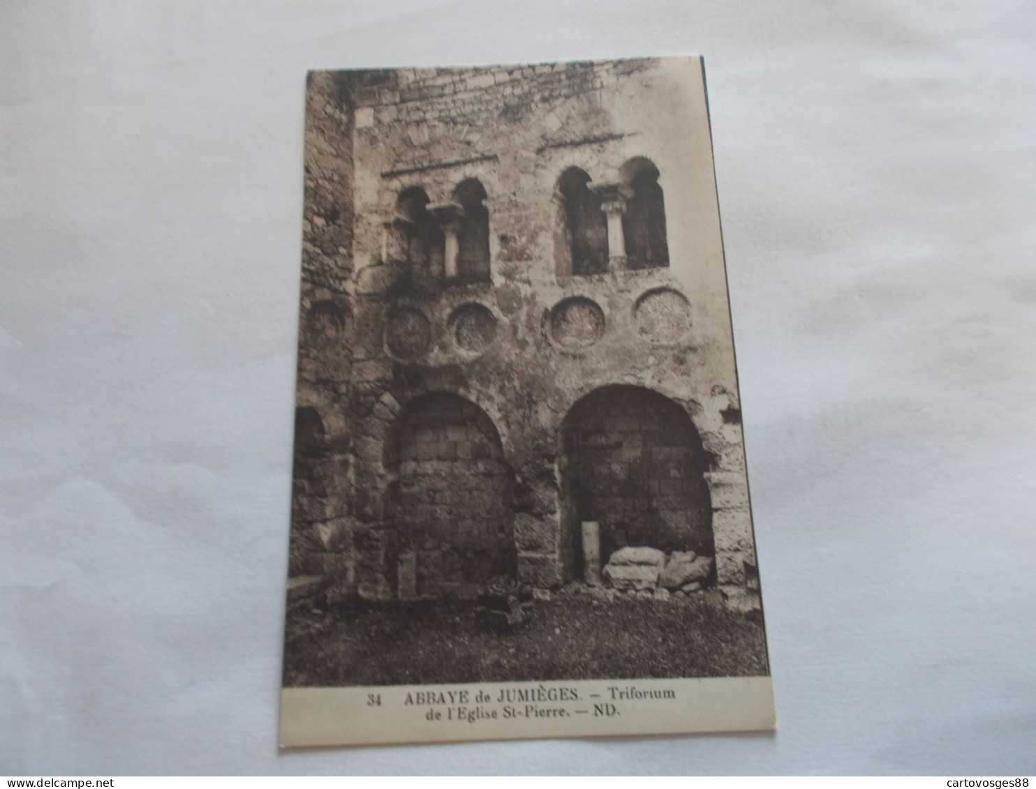 ABBAYE DE JUMIEGES   ( 76 Seine Maritime ) TRIFORIUM DE L EGLISE SAINT PIERRE - Jumieges