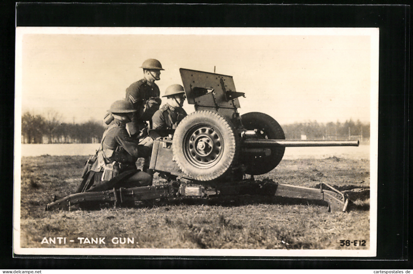 Pc Britische Soldaten An Einem Geschütz, Anti Tank Gun  - Other & Unclassified