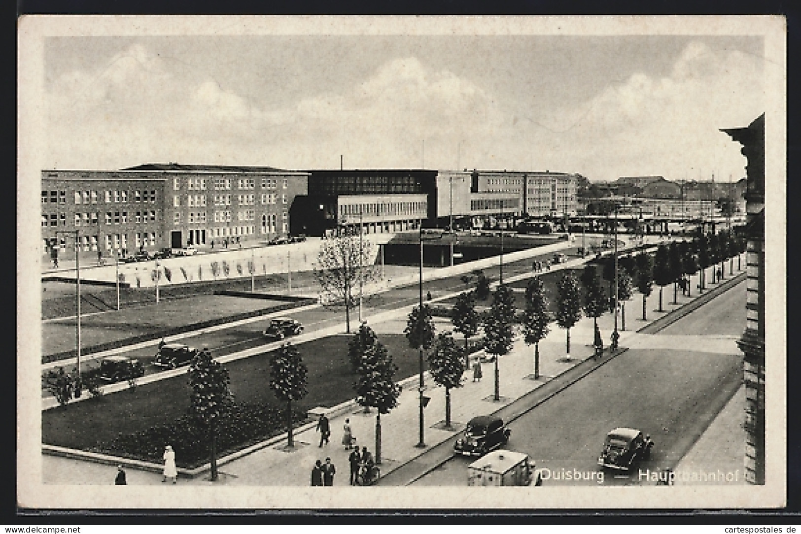 AK Duisburg, Hauptbahnhof Mit Strassenpartie Und Autos  - Duisburg