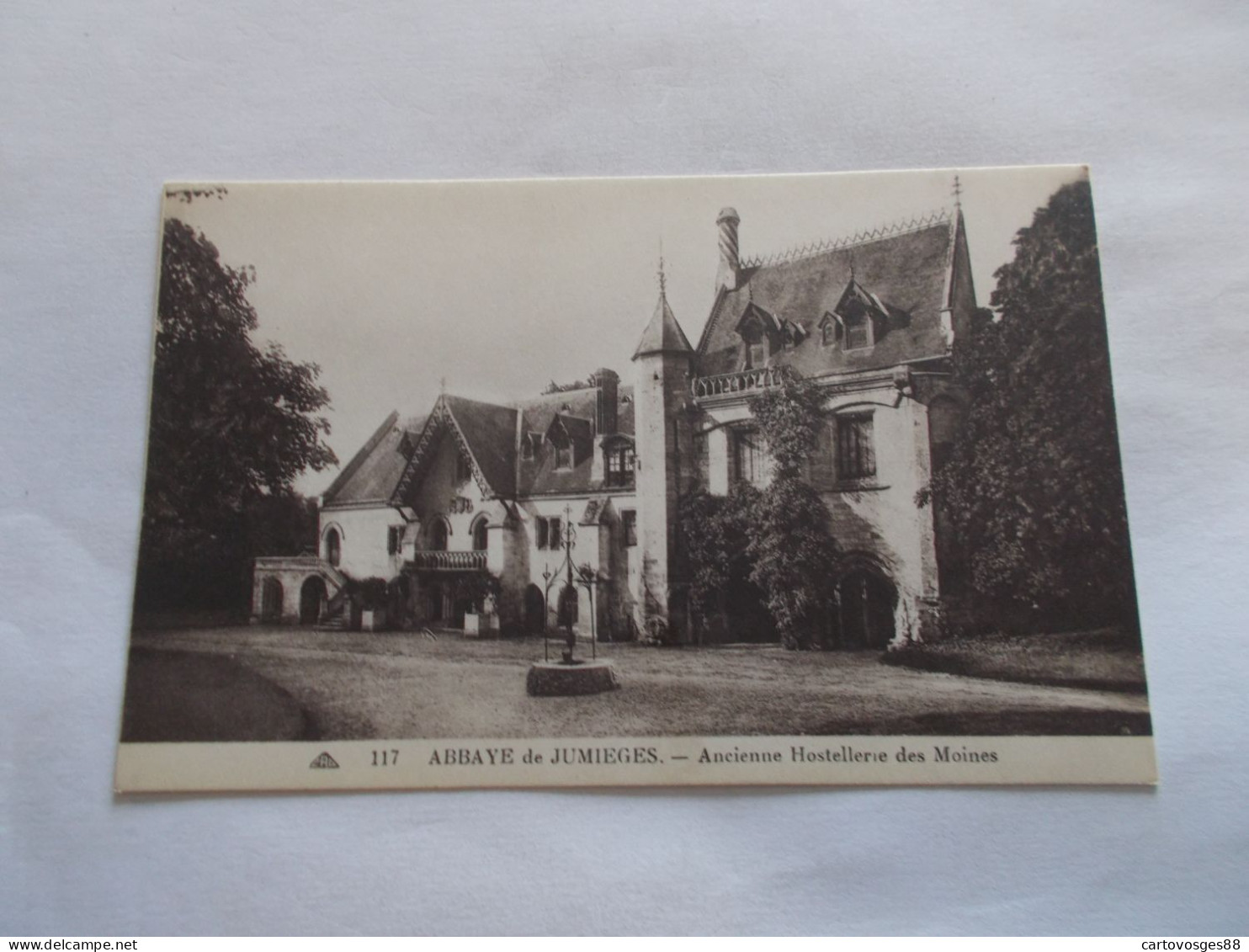 ABBAYE DE JUMIEGES   ( 76 Seine Maritime ) ANCIENNE HOSTELLERIE DES MOINES - Jumieges