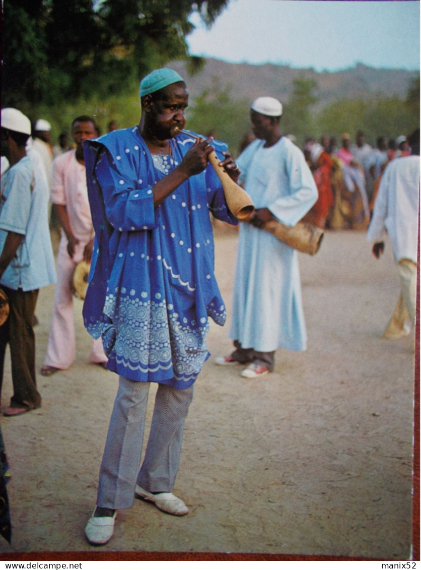 CAMEROUN - MOKOLO - Joueur De Flûte à Koza. - Camerun