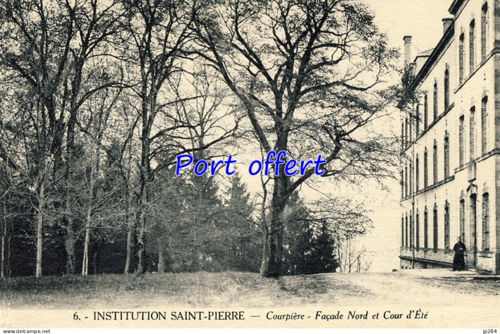 63 - Courpière - Institution Saint-Pierre - Façade Nord Et Cour D'été - Courpiere