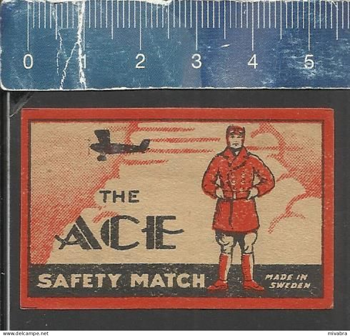THE ACE (flying Ace Fighter Ace Or Air Ace Is A Military Aviator Shooting Down Enemy Aircraft) OLD MATCHBOX LABEL SWEDEN - Luciferdozen - Etiketten