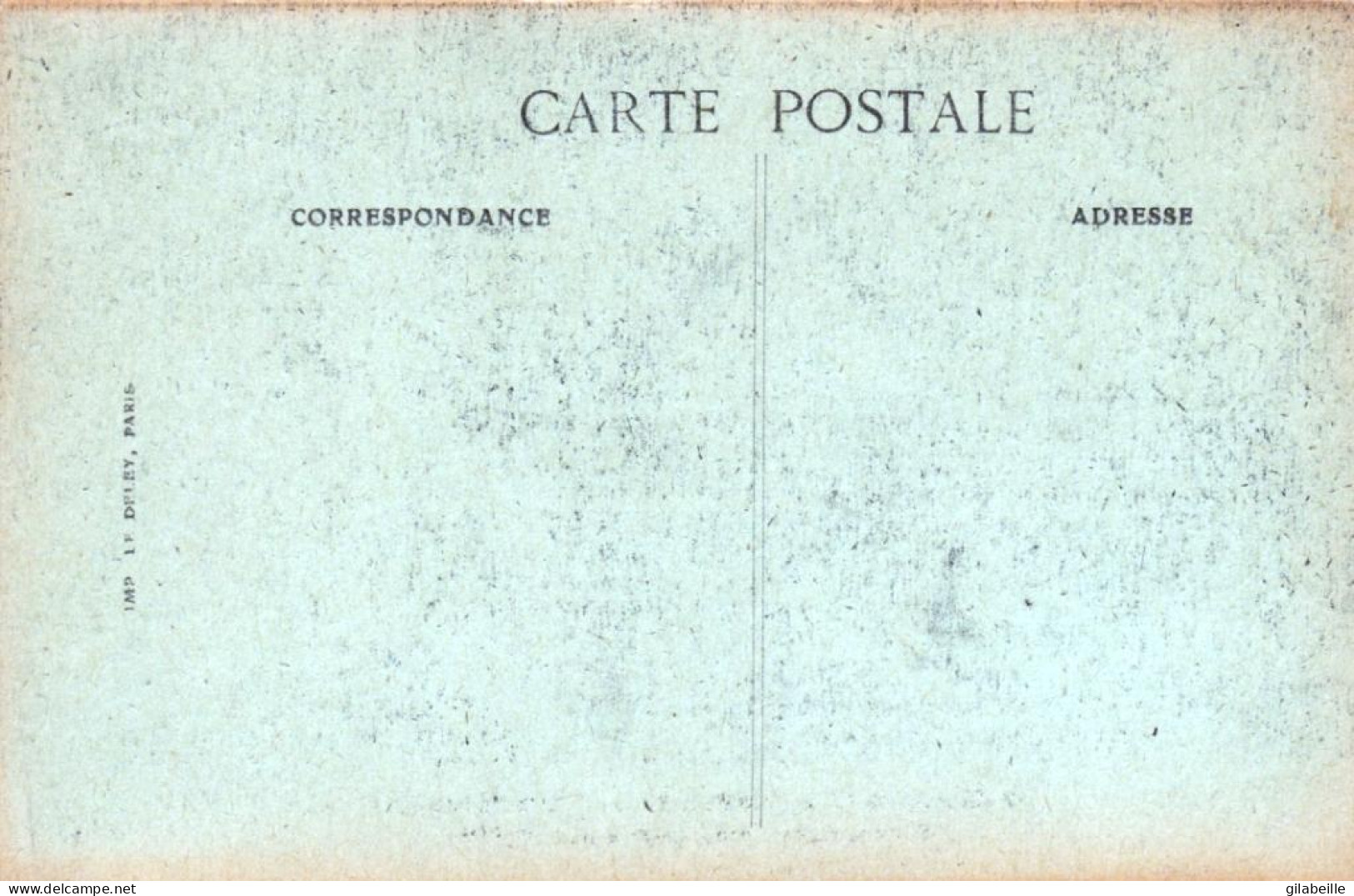 PARIS - Les Fetes De La Victoire - 13 Juillet 1919 - A L'hotel De Ville - Le Marechal Foch Decore Un Poilu - Guerre 1914-18