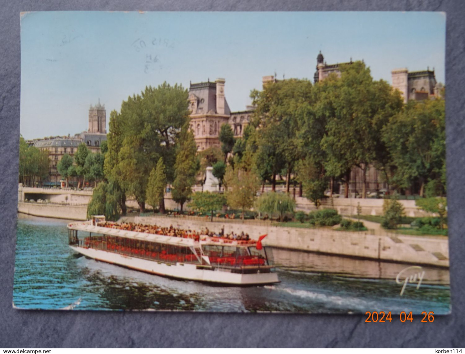LA  SEINE ET LE QUAI DE L'HOTEL DE VILLE - The River Seine And Its Banks
