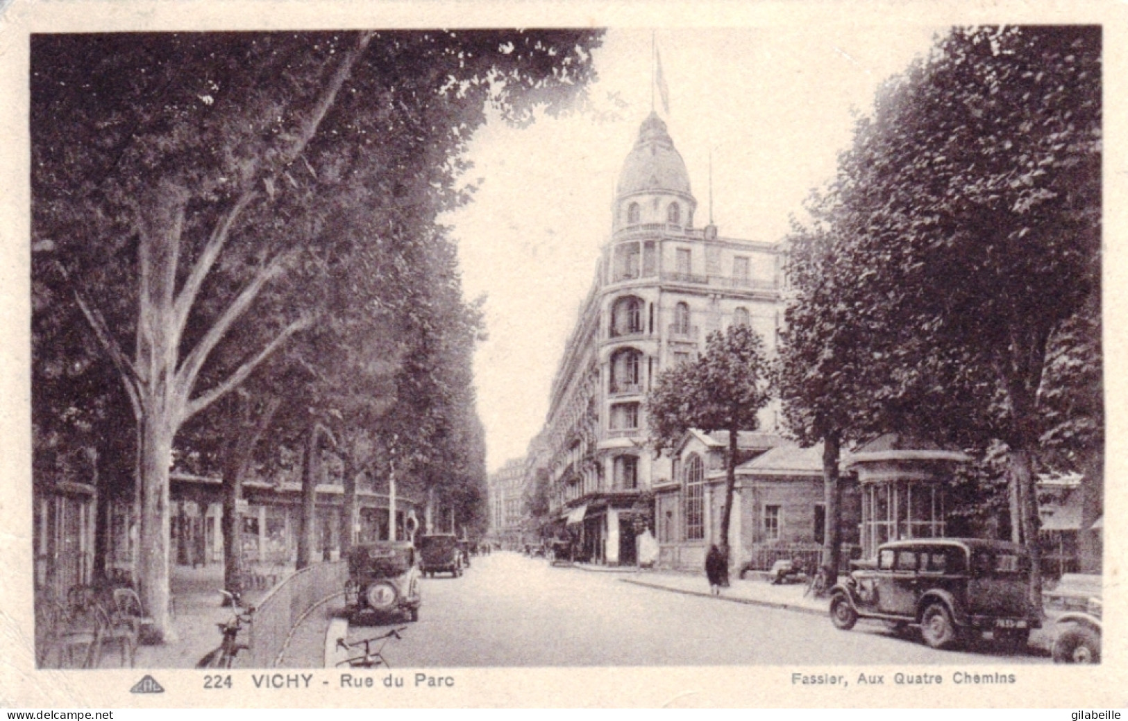 03 - Allier - VICHY - Rue Du Parc - Vichy