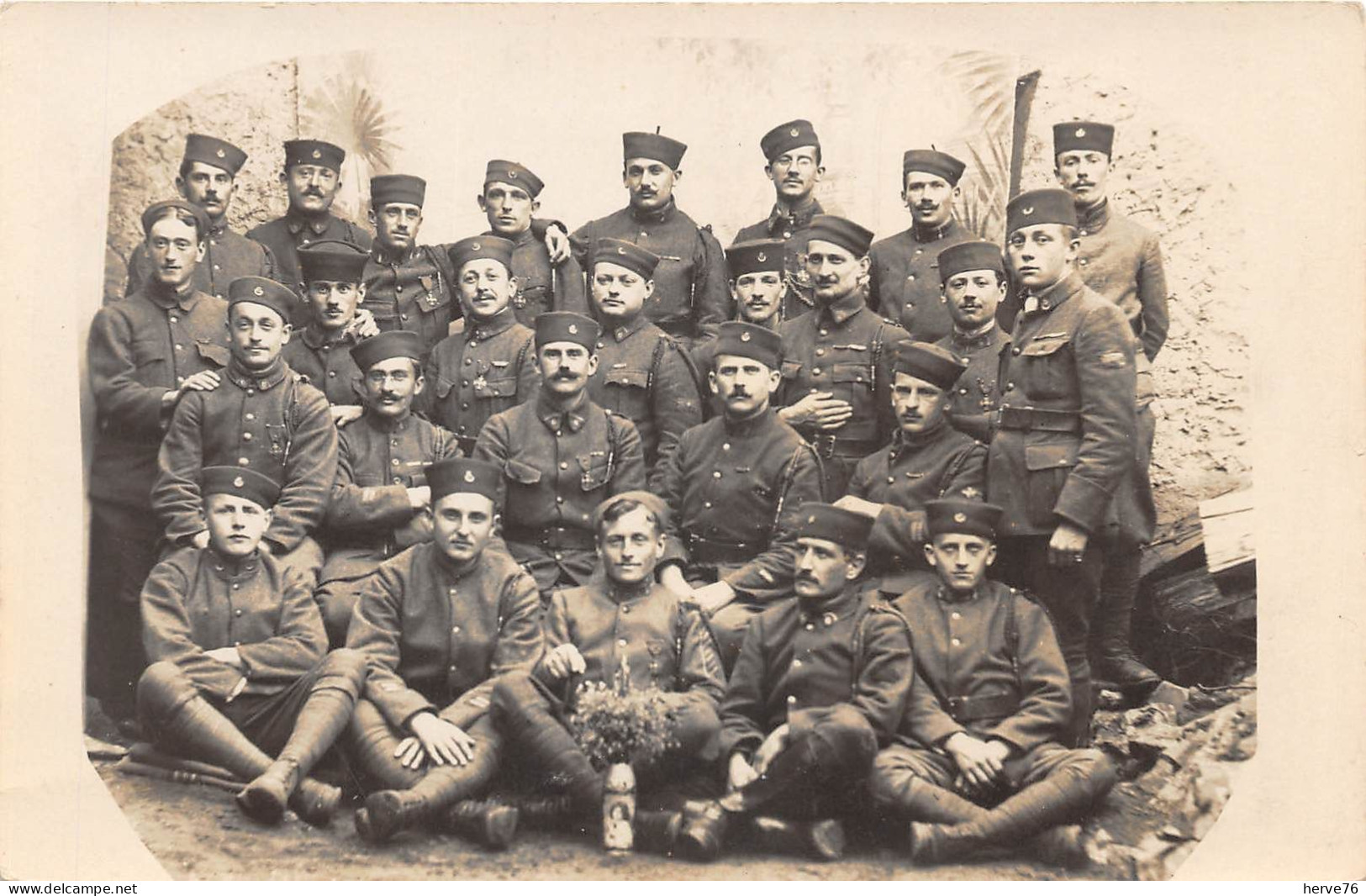 Militaria - Carte Photo - Soldats Du 6ème Régiment - Regiments