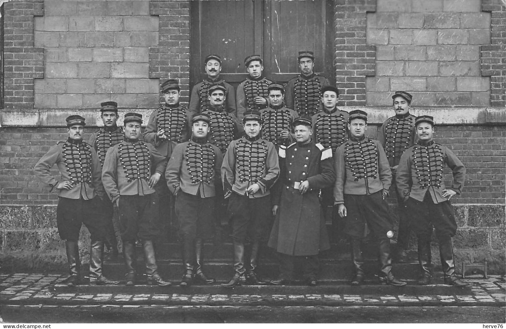 Militaria - Carte Photo - Soldats Du 7ème Régiment  (photo : G. Belville, Rouen) - Regimente