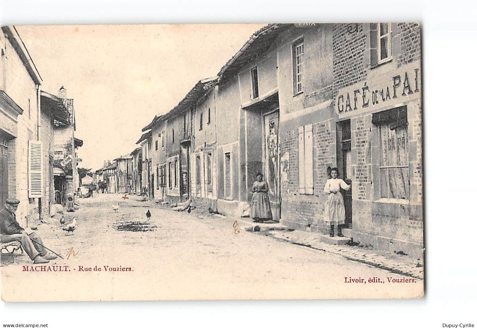 MACHAULT - Rue De Vouziers - Très Bon état - Autres & Non Classés