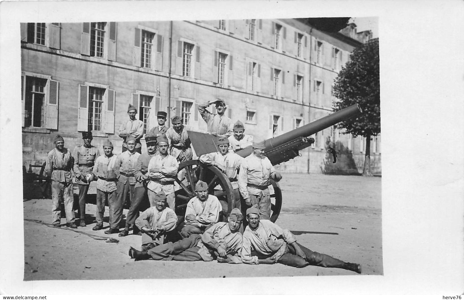 Militaria - Carte Photo - Soldats Du 3ème Régiment - Canon - Regiments