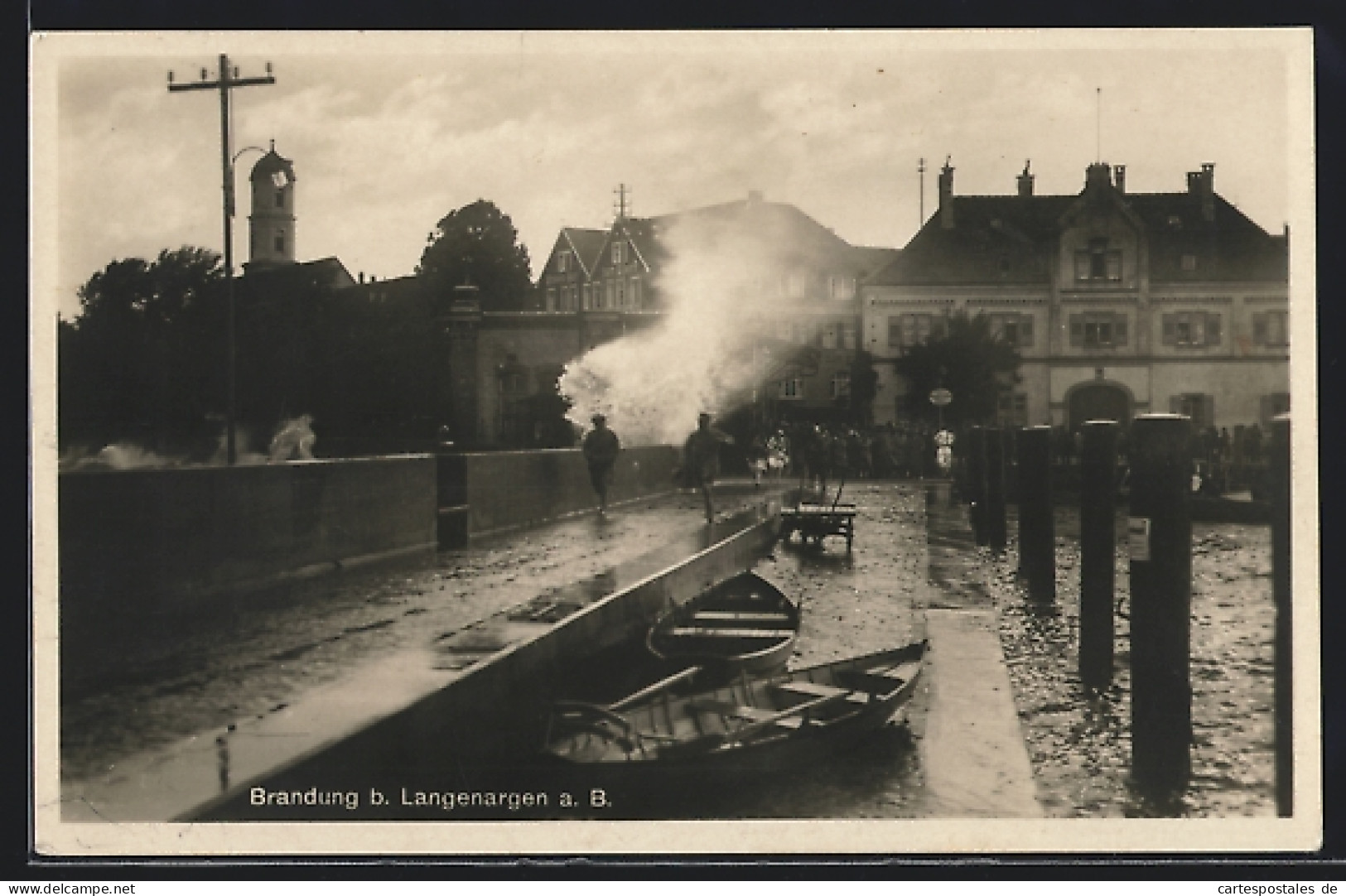 AK Langenargen A. B., Brandung Am Hafen  - Langenargen