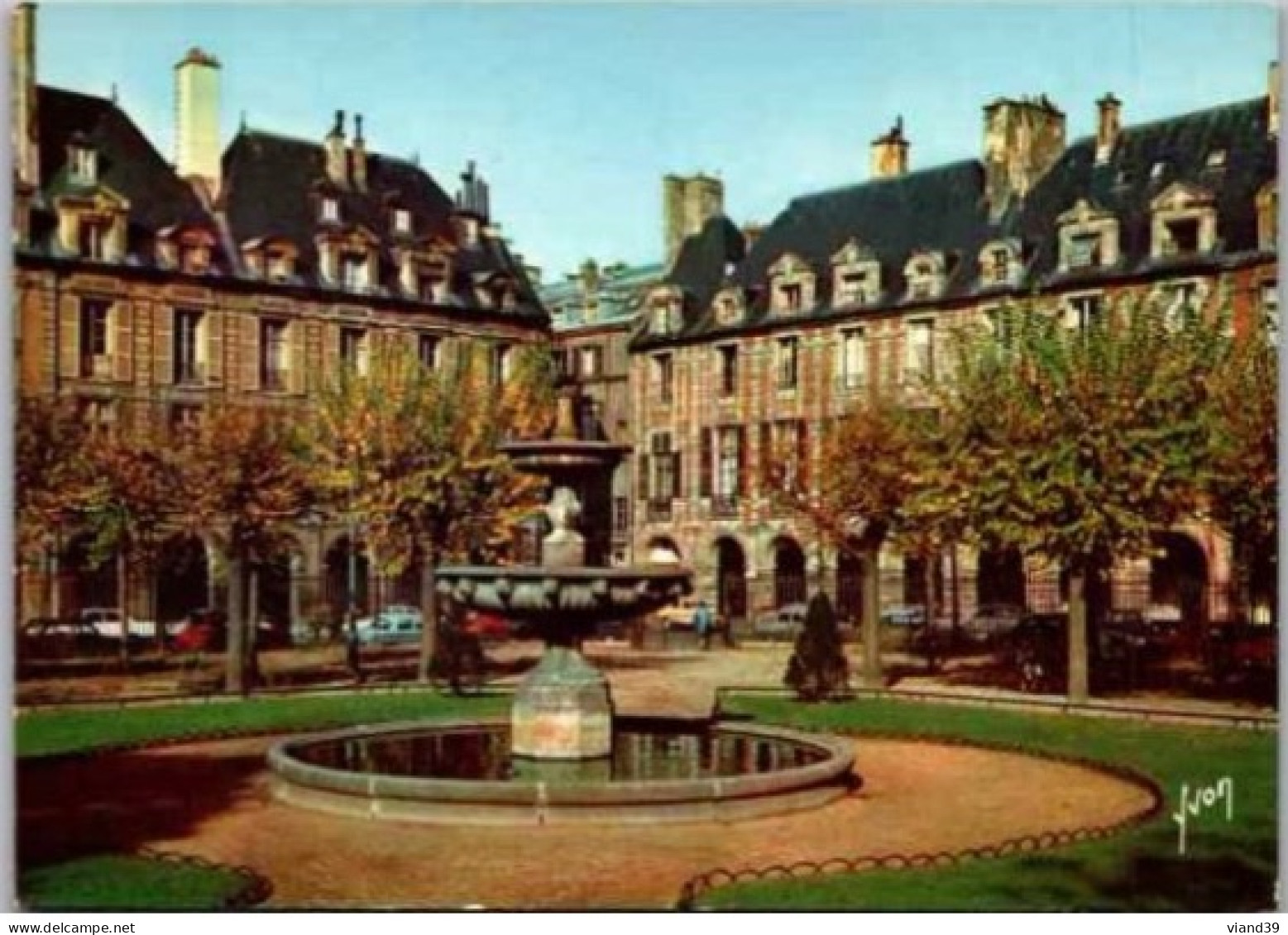 PARIS. -   Place Des Vosges. - Le Marais.     Non  Circulée - Squares