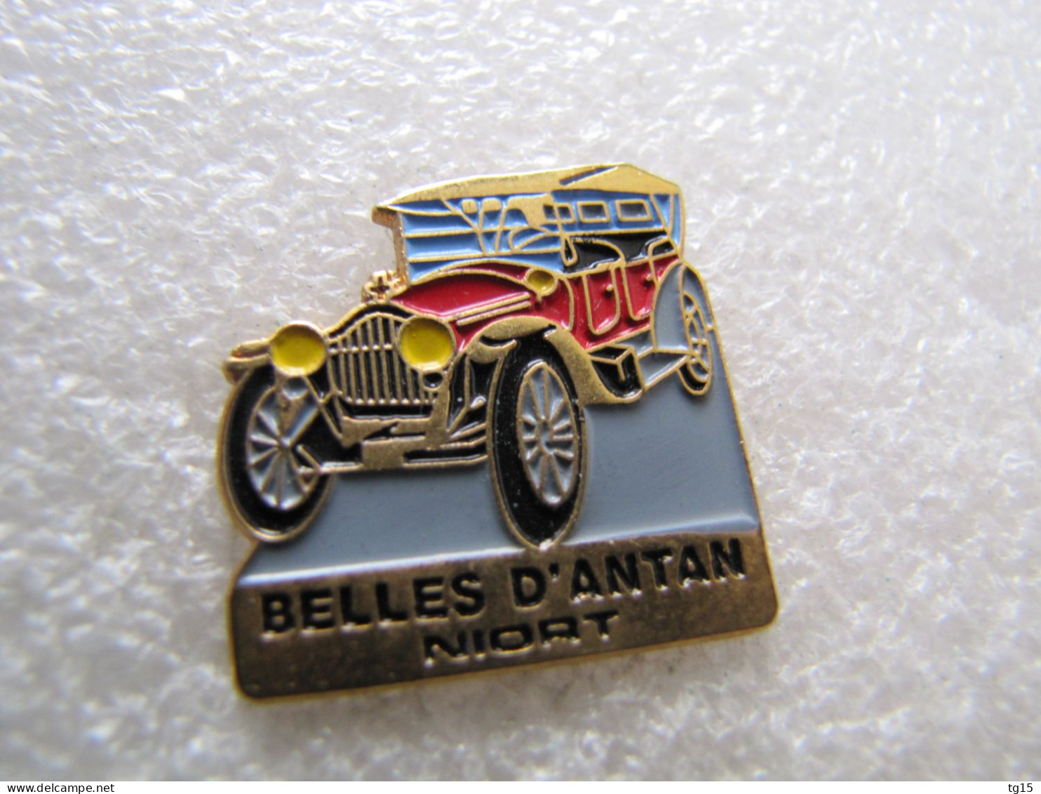 PIN'S   ROLLS ROYCE  SYLVER GHOST  BELLES D'ANTAN  NIORT - Other & Unclassified