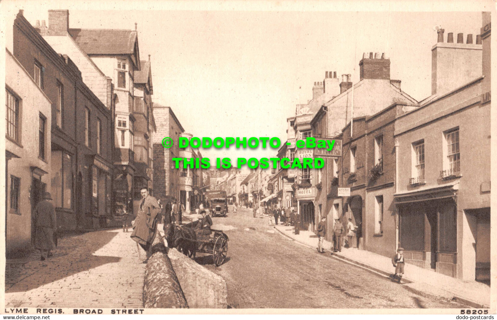 R548544 Lyme Regis. Broad Street. Photochrom - World