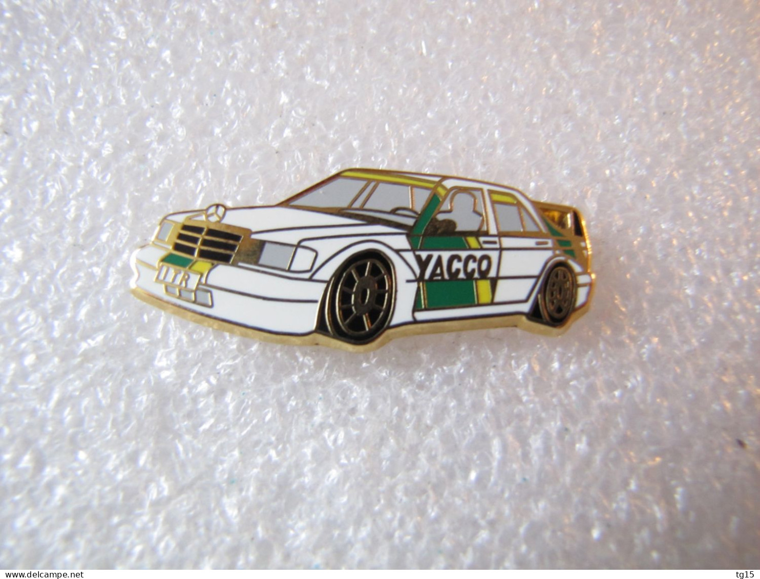 PIN'S       MERCEDES-BENZ   190   YACCO  DTM   ARTHUS BERTRAND - Mercedes