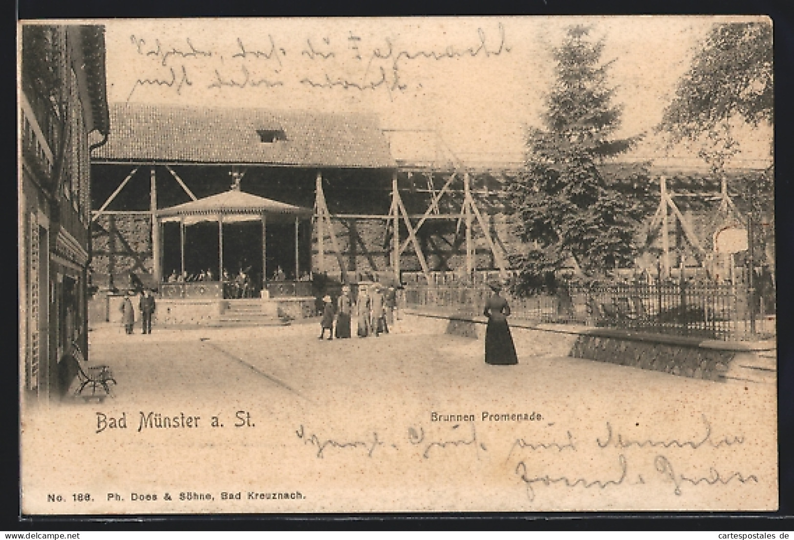 AK Bad Münster A. St., Brunnen Promenade Mit Passanten  - Sonstige & Ohne Zuordnung