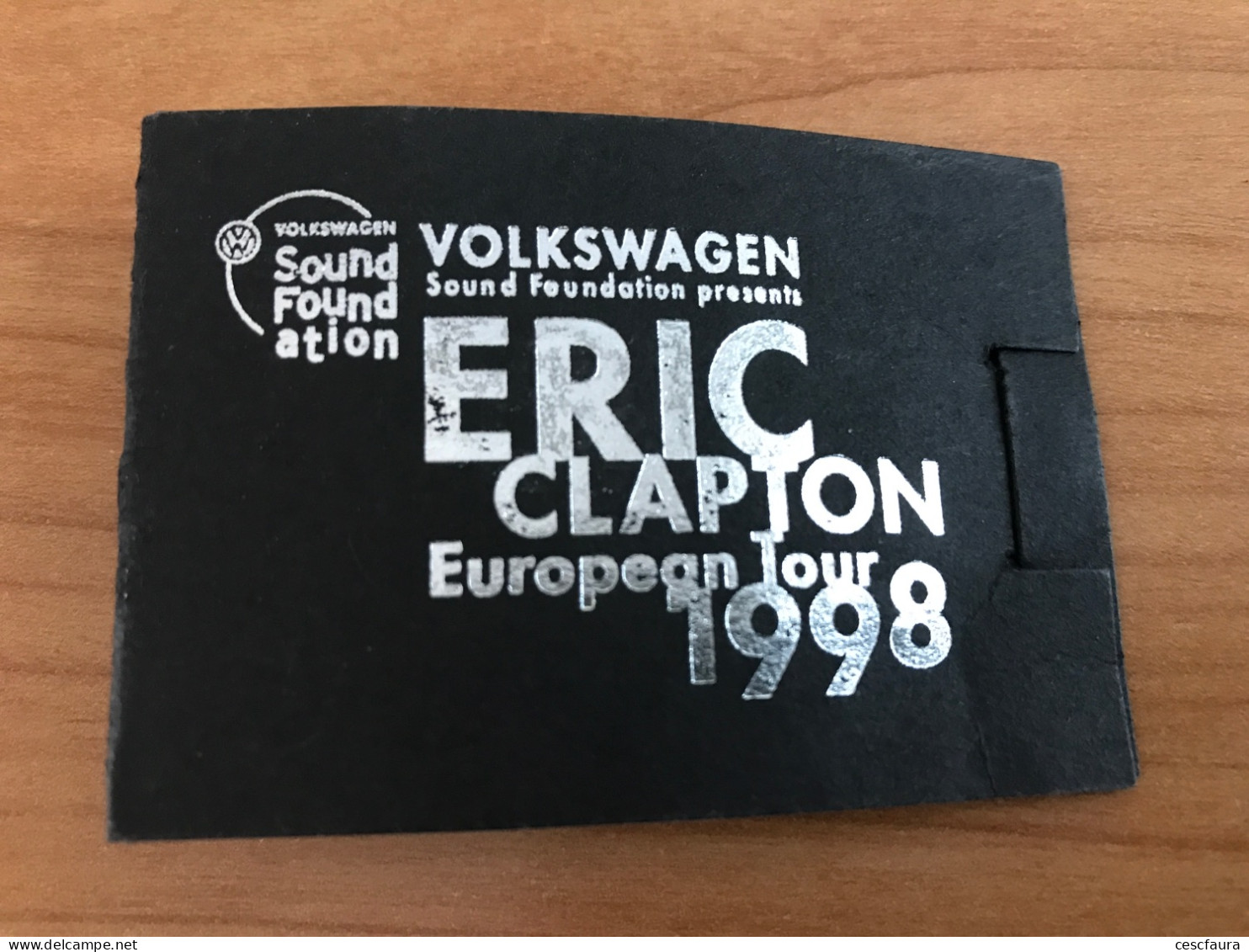 Pin’s Eric Clapton European Tour 1998 Guitar - Musik