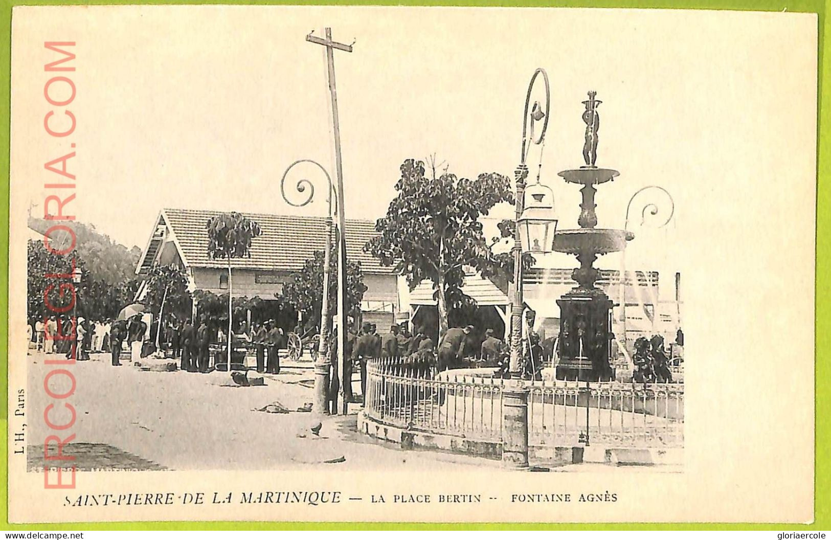 Ae9129 - MARTINIQUE -  VINTAGE  POSTCARD - Saint-Pierre - La Place Bertin - Other & Unclassified