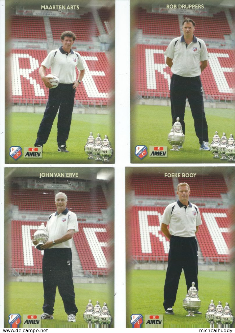 4  POSTCARDS   FC  UTRECHT - Football