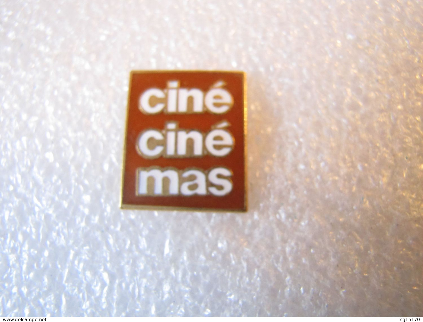 PIN'S    CINÉ CINÉMA   CANAL PLUS - Medios De Comunicación