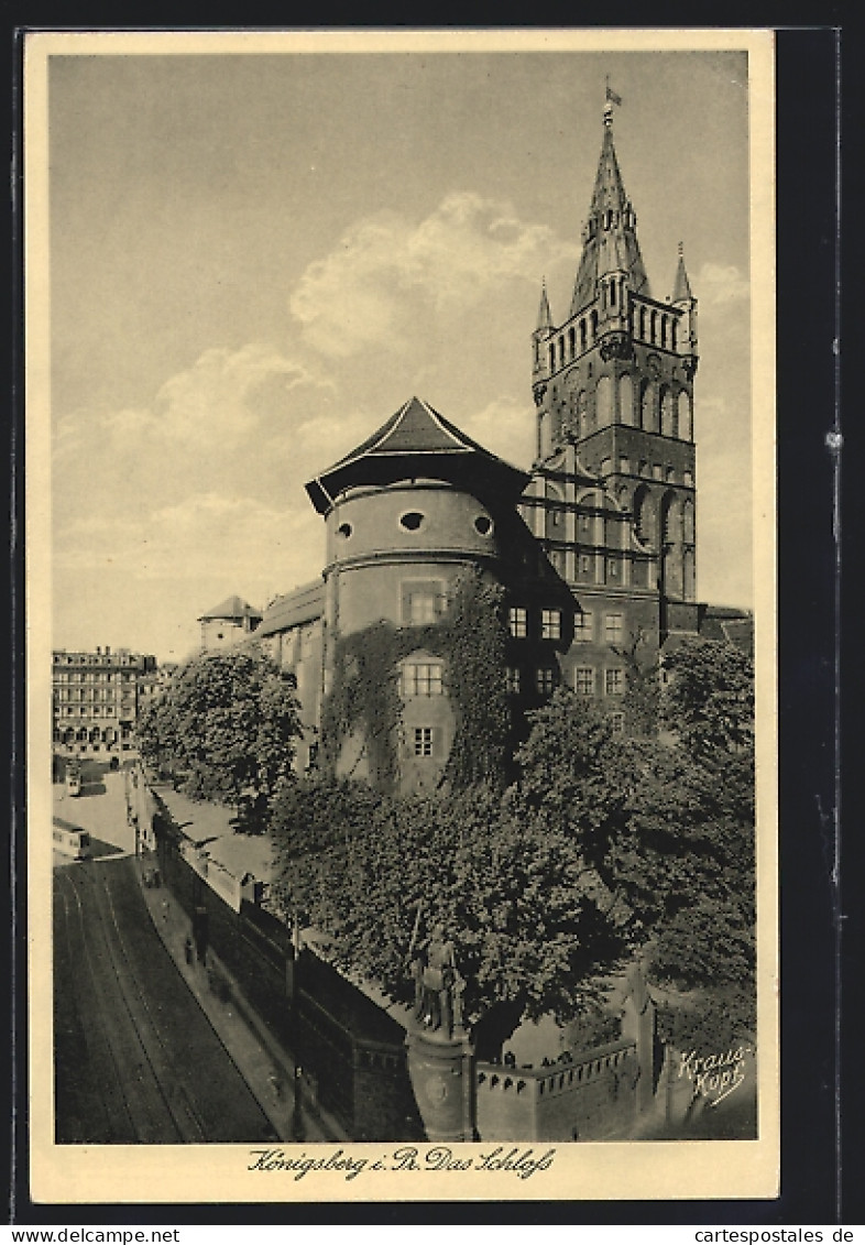 AK Königsberg /Pr., Das Schloss Mit Strassenbahnen  - Ostpreussen