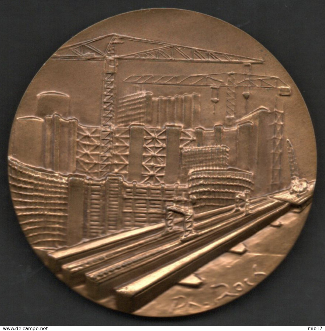 Médaille Du Travail En Bronze ARTHUS BERTRAND - Grands Travaux Par Le Graveur J-P ROCH - Diamètre 57 Mm - Professionnels / De Société