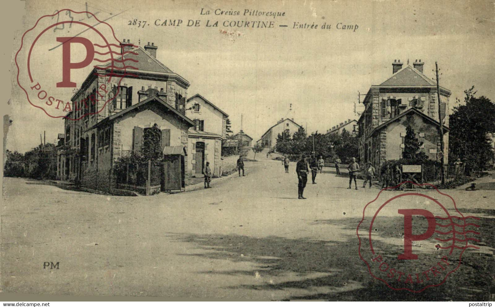 Camp De La Courtine - Entrée Du Camp. MILITAR. MILITAIRE. - Casernas