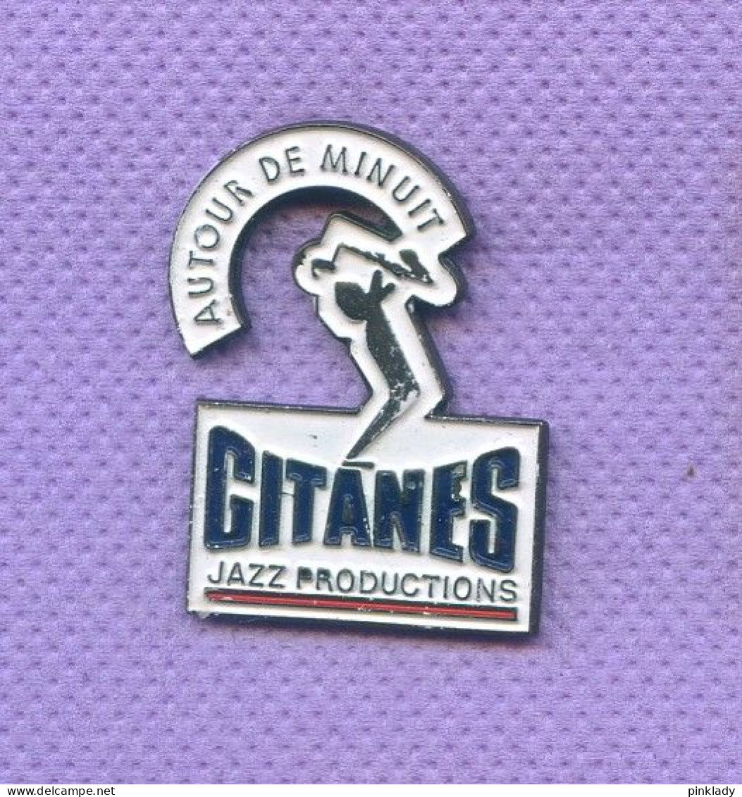 Pins Cigarettes Gitanes Musique Jazz Saxophone Ab752 - Música