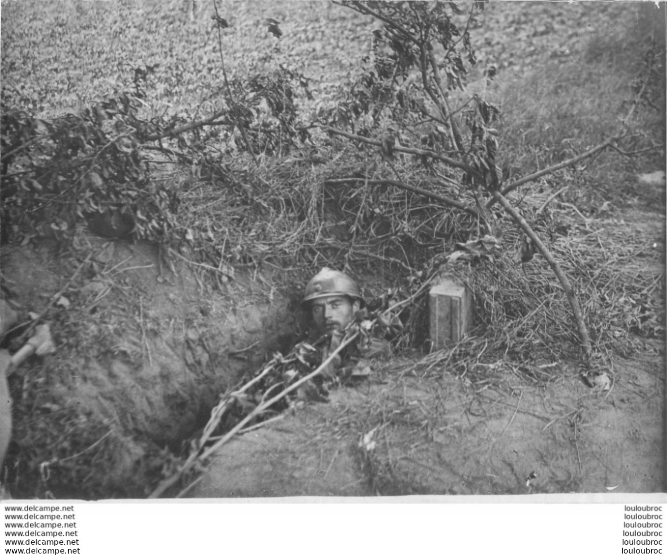 FRONT FRANCAIS DE L'OISE PETIT POSTE AU BORD D'UNE ROUTE WW1  PHOTO ORIGINALE  24 X 18 Cm - Krieg, Militär