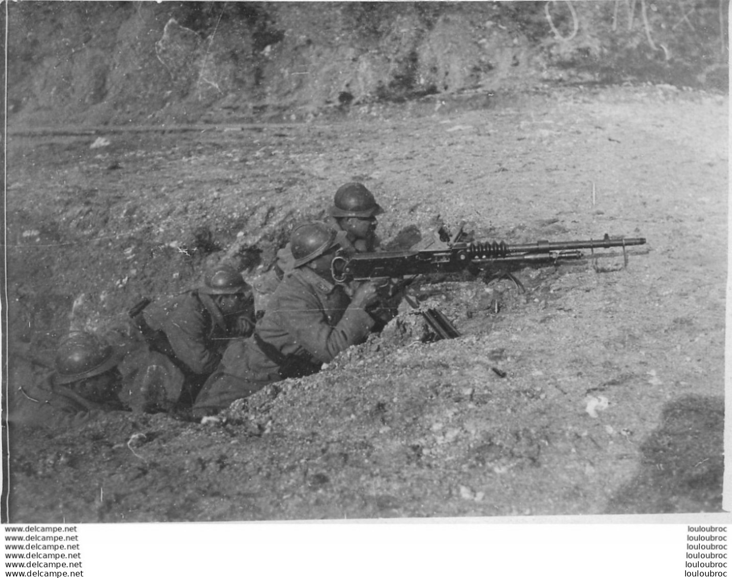 FRONT FRANCAIS DE LA MARNE MITRAILLEURS DANS UN TROU D'OBUS GUERRE WW1  PHOTO ORIGINALE 18X13CM - Oorlog, Militair