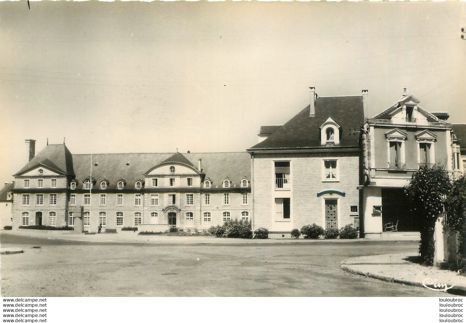 CARENTAN HOTEL DE VILLE - Carentan