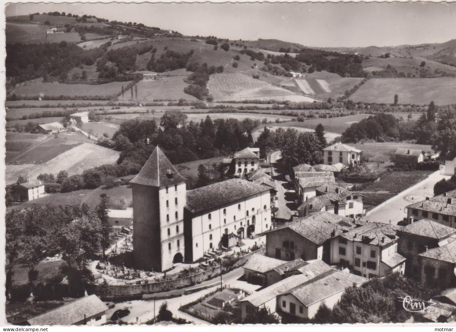 Sare, Vue Aérienne- Vue Sur Le Centre Du Village - Other & Unclassified