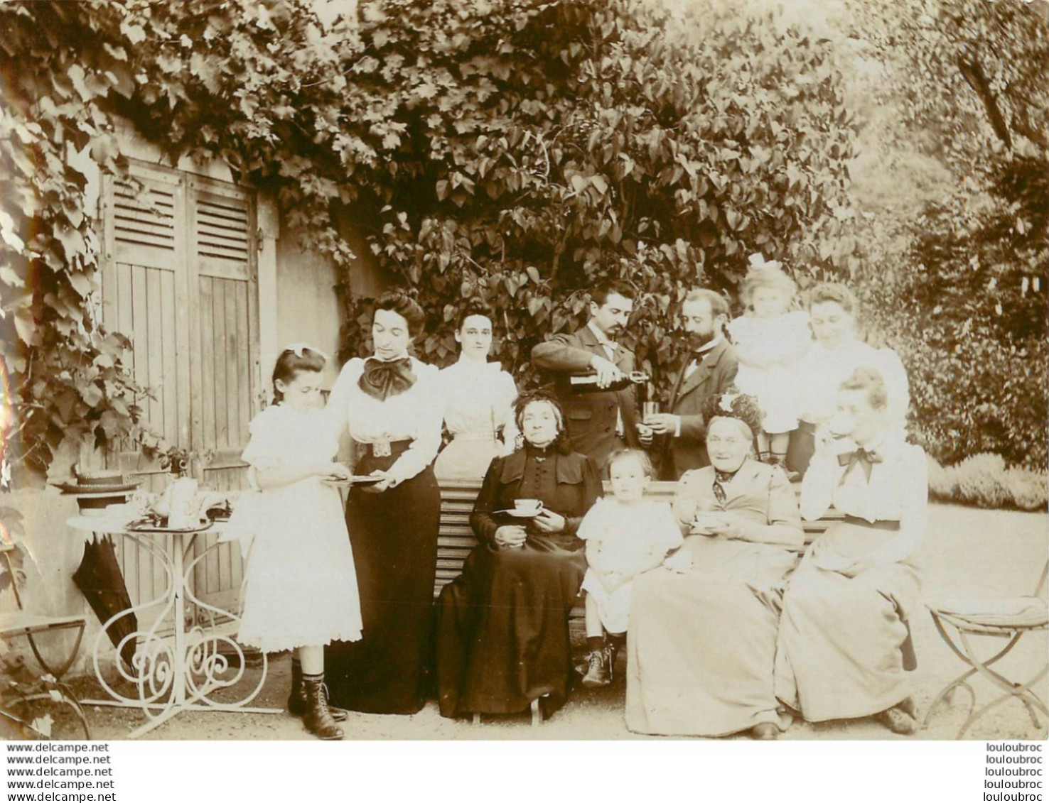 DIEULEFIT LES TILLEULS FAMILLE SOUBEYRAN OVIDE GROUPE 1909  GRANDE PHOTO ORIGINALE 16 X 12 CM - Dieulefit