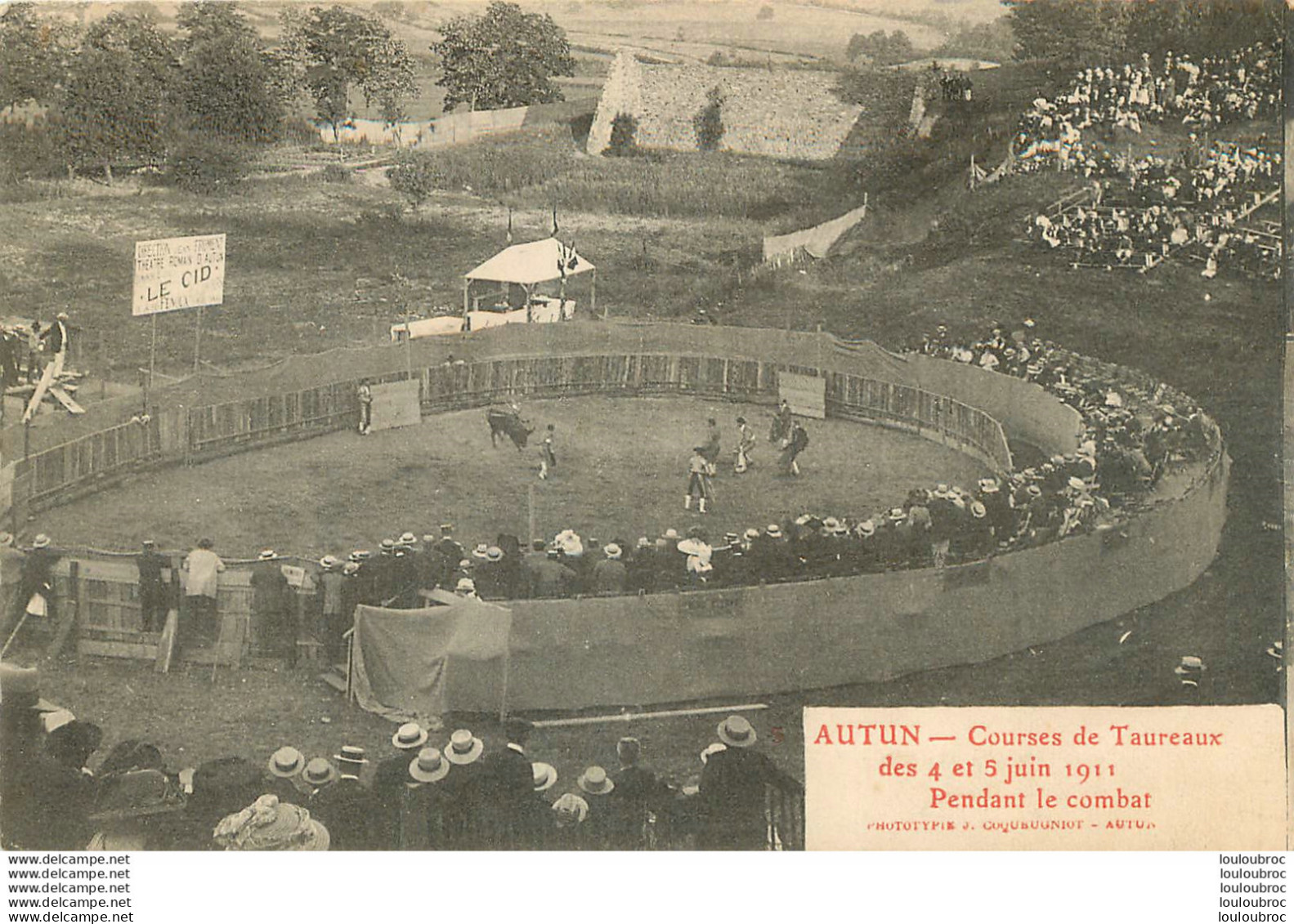 AUTUN COURSES DE TAUREAUX DES 4 ET 5 JUIN 1911 PENDANT LE COMBAT - Autun