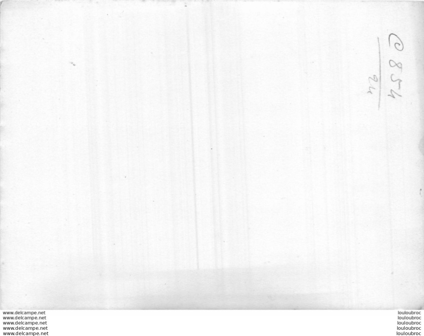 BATISSE BOMBARDEE  DURANT LA   PREMIERE GUERRE PHOTO ORIGINALE 18 X 13 CM - Krieg, Militär