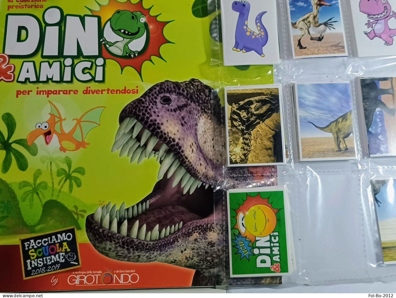 Dino E Amici Per Imparare.dinosauri.album+set Completo Figurine+ Set Lettere.FOL.BO.2018 No Panini - Italian Edition