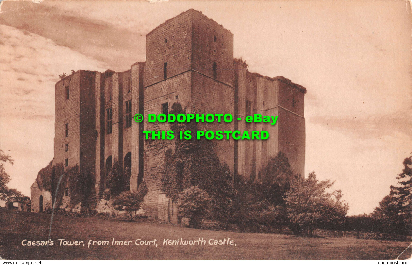 R549013 Kenilworth Castle. Caesars Tower. From Inner Court. W. H. S. L. Tritone - Wereld