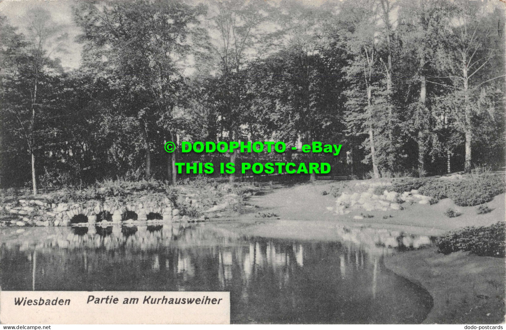 R549017 Wiesbaden. Partie Am Kurhausweiher. Postcard - Wereld