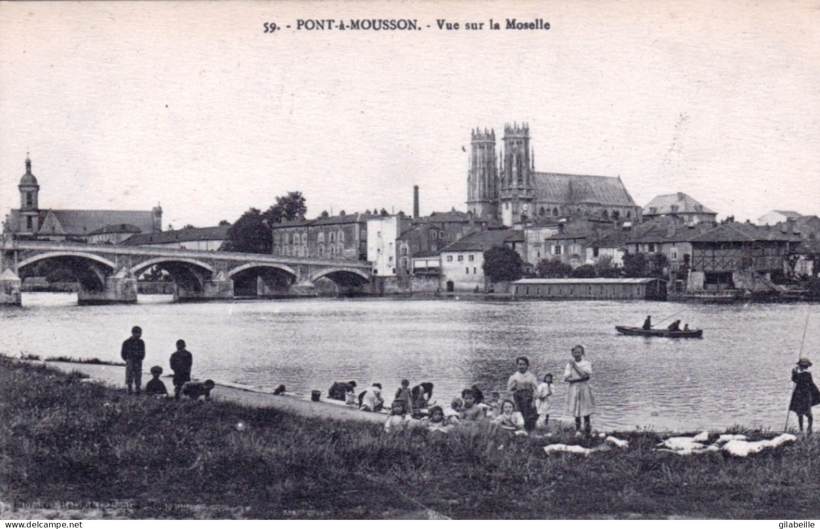 54 - PONT A MOUSSON - Vue Sur La Moselle - Pont A Mousson